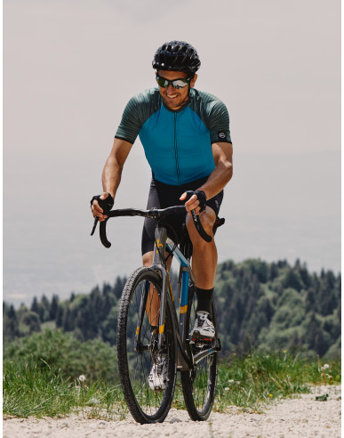 Maglia da ciclismo rossa per donna abbigliamento da bici a manica lunga antivento ad asciugatura rapida Abbigliamento sportivo Abbigliamento da mountain bike durante la corsa fitness 