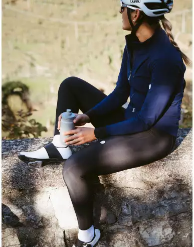 Women's water repellent tights...